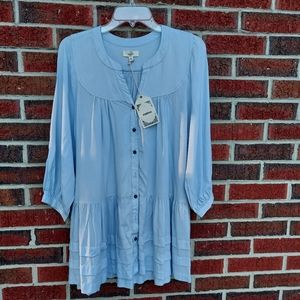 Beautiful Peplum Blouse. NWT